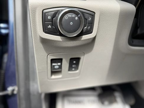 Used 2020 Ford F150 XLT w/ Equipment Group 302A Luxury AWD/4WD image 24