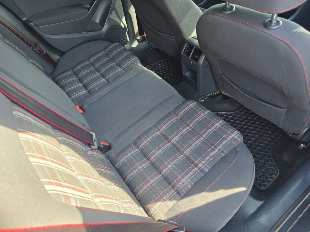 Used 2014 Volkswagen GTI Wolfsburg Edition FWD image 13