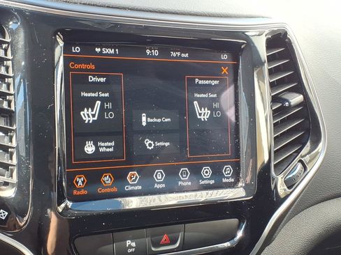 Used 2020 Jeep Cherokee Limited AWD/4WD image 19