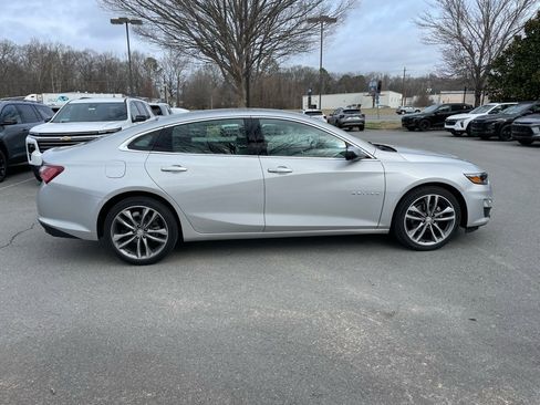 Used 2022 Chevrolet Malibu LT image 8