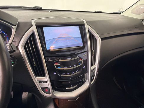 Used 2016 Cadillac SRX Luxury FWD image 16