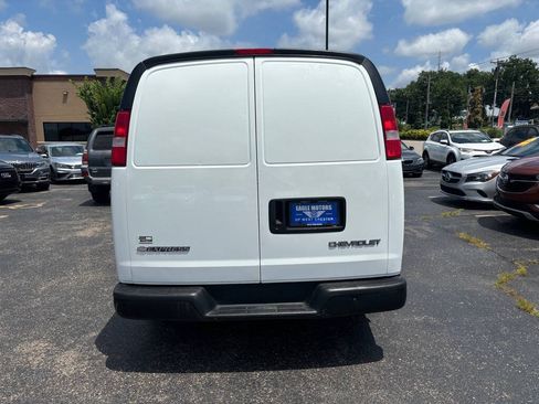 Used 2004 Chevrolet Express 1500 RWD image 5