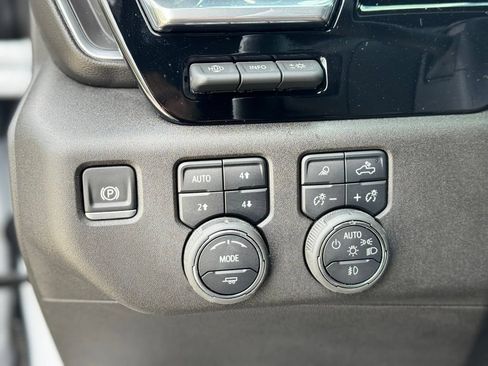 Used 2025 Chevrolet Silverado 2500 High Country w/ High Country Premium Package AWD/4WD image 20