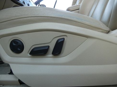 Used 2018 Audi Q7 3.0T Premium Plus w/ Premium Plus Package image 58