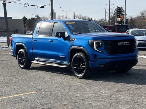 Used 2022 GMC Sierra 1500 Elevation w/ Elevation Premium Package AWD/4WD image 7