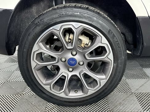 Used 2020 Ford EcoSport Titanium image 39