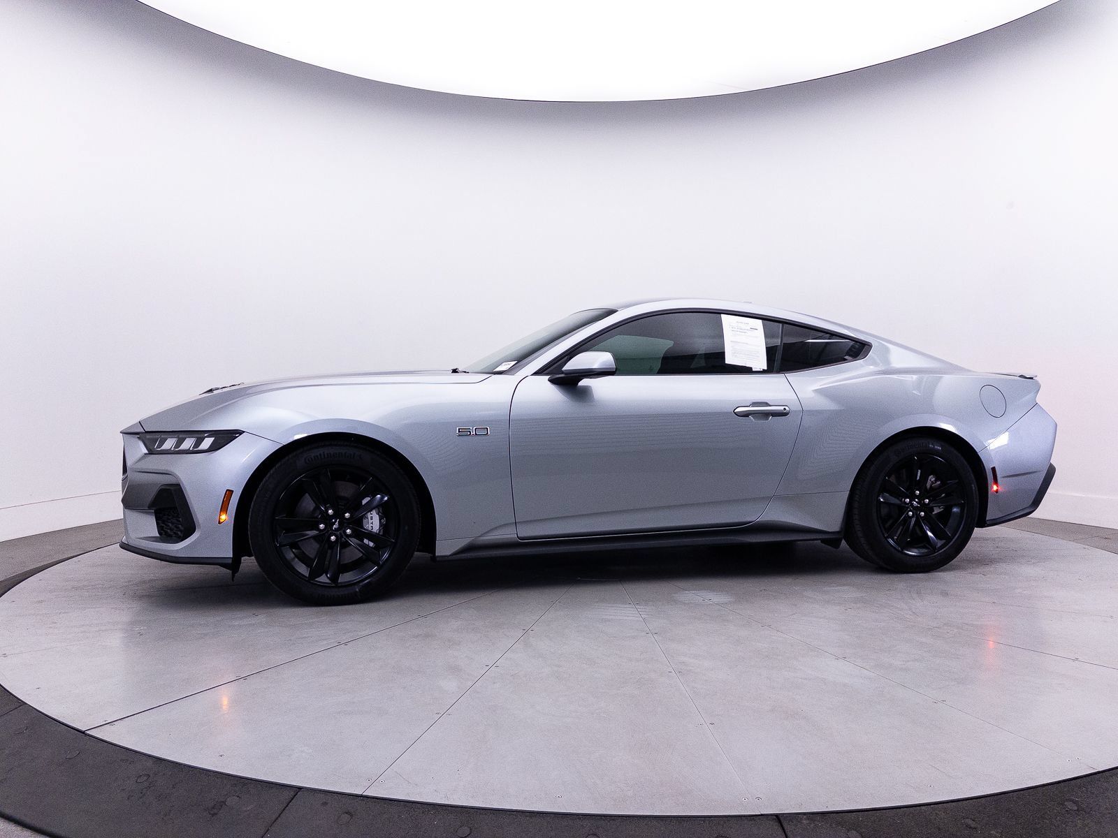 Used 2024 Ford Mustang GT RWD image 40