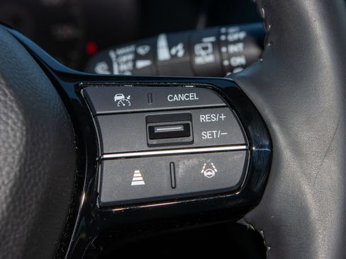 Certified 2024 Honda HR-V EX-L image 22