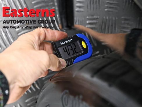 Used 2024 Nissan Sentra SR FWD image 26
