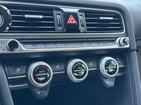 Used 2021 Genesis G70 2.0T w/ Elite Package image 25