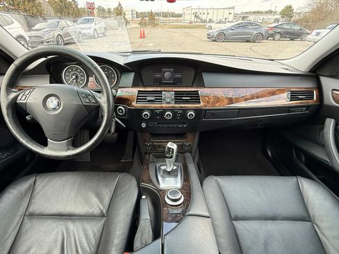 Used 2008 BMW 528i Sedan image 3
