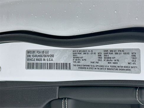 New 2025 Jeep Grand Cherokee Overland image 19