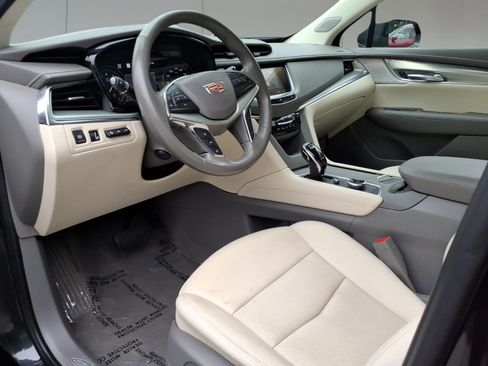 Used 2020 Cadillac XT5 Premium Luxury AWD/4WD image 10