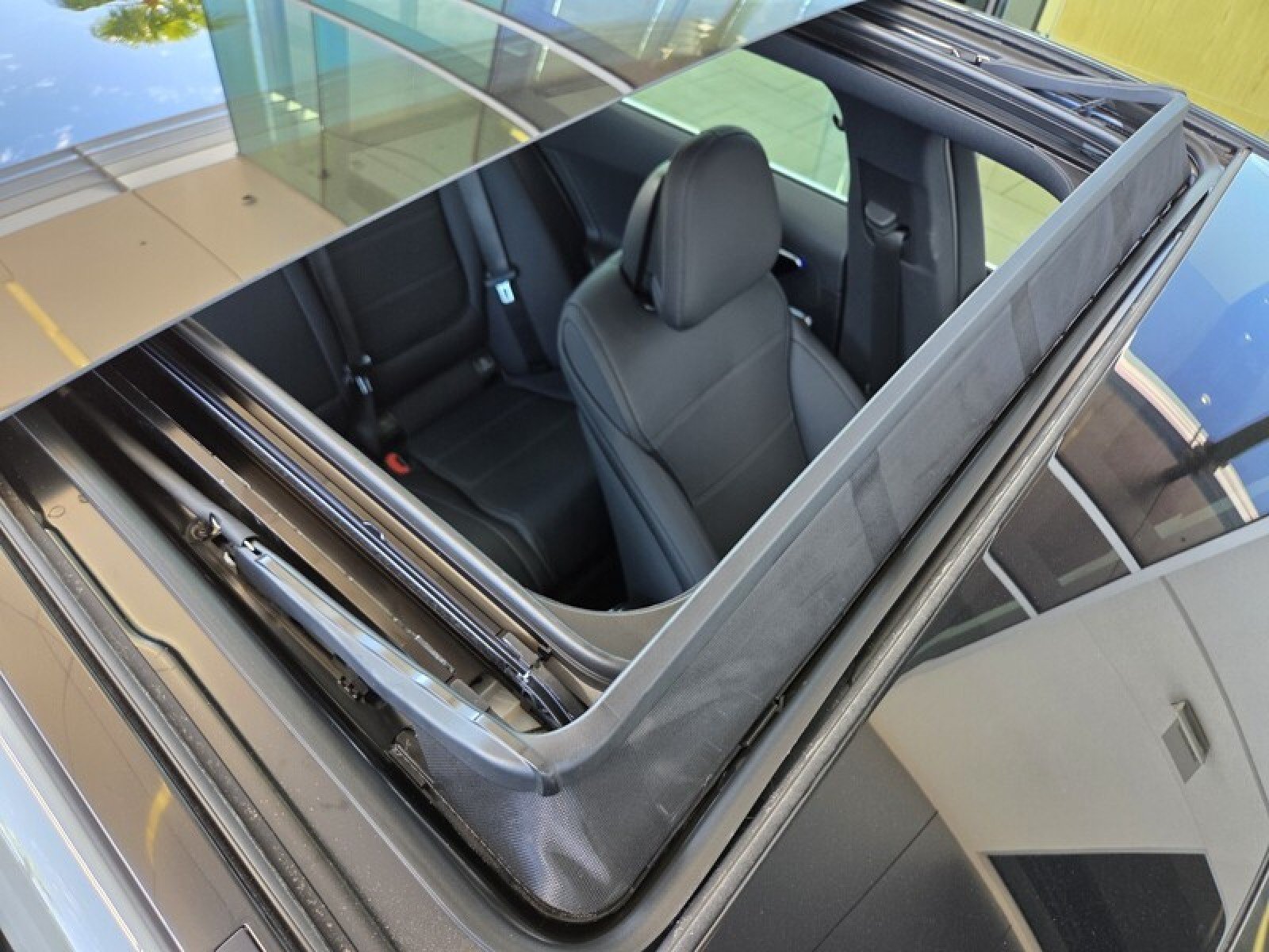 New 2026 Mercedes-Benz C 300 Sedan image 19