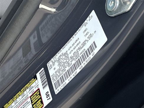 Used 2025 Toyota Tacoma Limited image 30