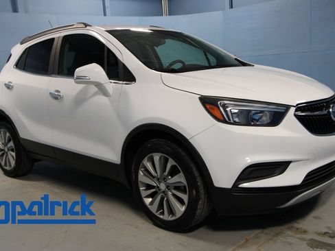 Used 2018 Buick Encore Preferred FWD image 1