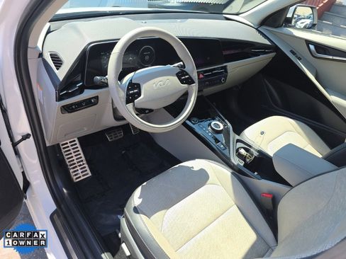 Used 2023 Kia Niro Wave image 6