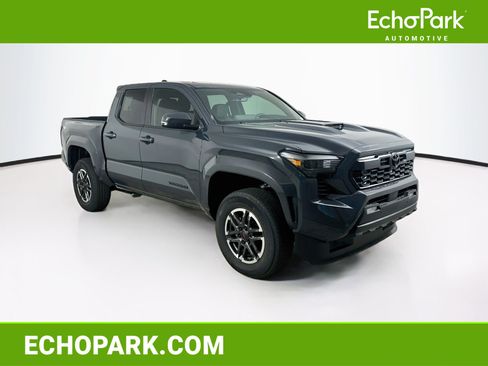 Used 2026 Toyota Tacoma TRD Sport w/ TRD Sport Upgrade Package AWD/4WD image 1