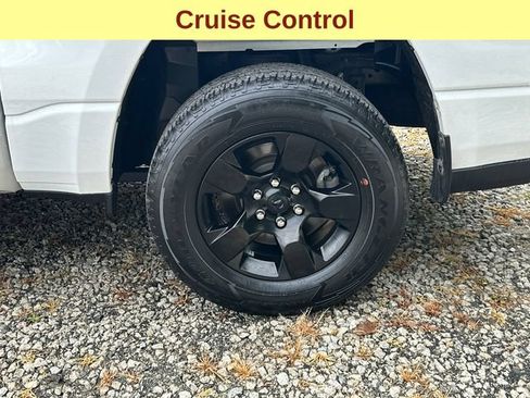 Used 2025 RAM 1500 Tradesman w/ Night Edition AWD/4WD image 9