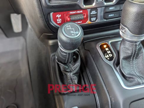 Used 2024 Jeep Gladiator Rubicon w/ Convenience Group image 24