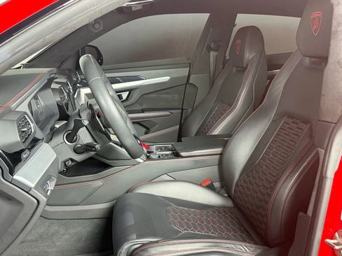 Used 2019 Lamborghini Urus Sport Utility 4D image 19