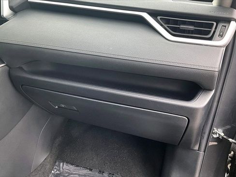 Used 2024 Toyota RAV4 XLE image 13