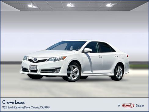 Used 2014 Toyota Camry SE w/ Fleet Convenience Package FWD image 1