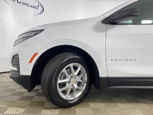 Certified 2024 Chevrolet Equinox LS FWD image 30