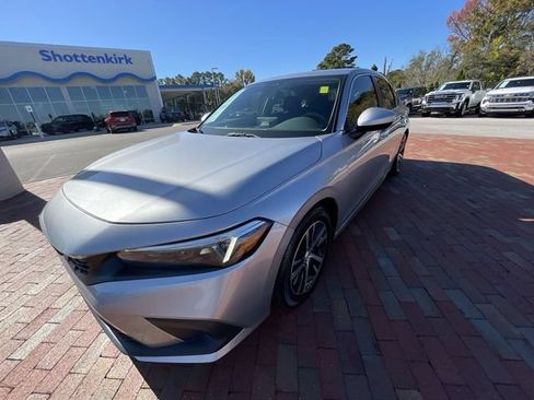 Used 2023 Honda Civic LX image 29