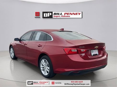Used 2016 Chevrolet Malibu LT image 3