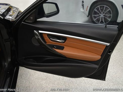 Used 2016 BMW 328i Sedan w/ Premium Package image 40