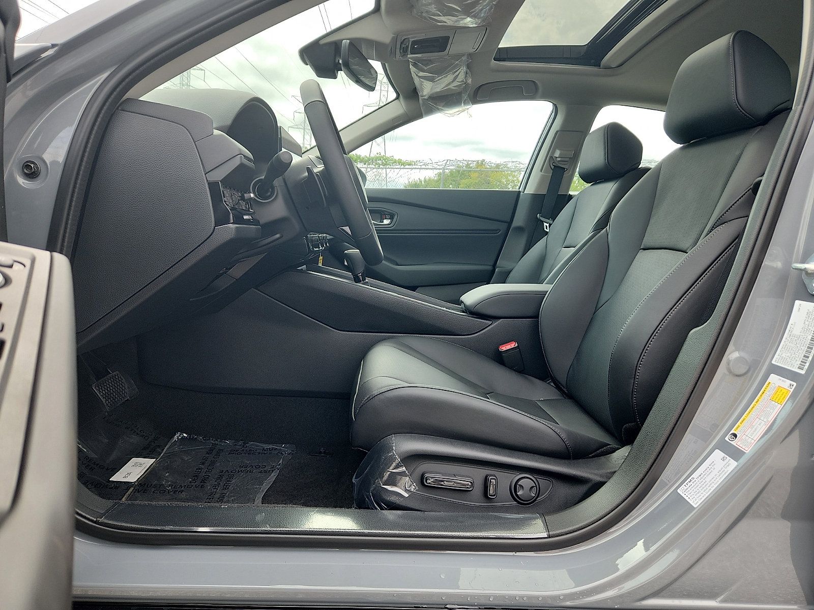 New 2026 Honda Accord EX-L image 9
