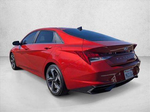 Used 2021 Hyundai Elantra Limited w/ Cargo Package image 8