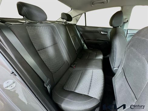 Used 2023 Kia Rio S image 24