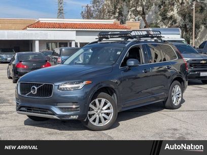 Used 2018 Volvo XC90 T5 Momentum w/ Convenience Package