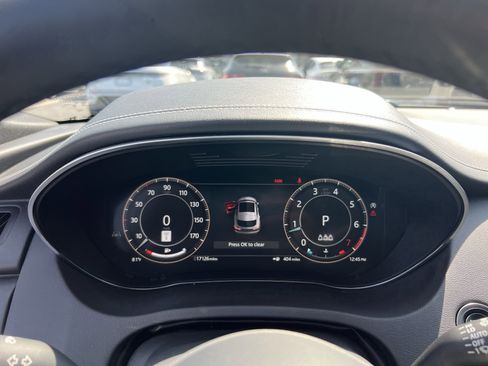 Used 2024 Jaguar E-PACE R-Dynamic SE image 23