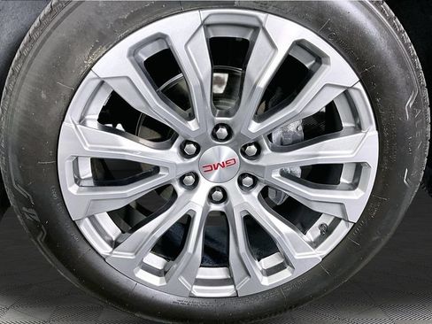 Certified 2024 GMC Yukon Denali w/ Max Trailering Package RWD image 33