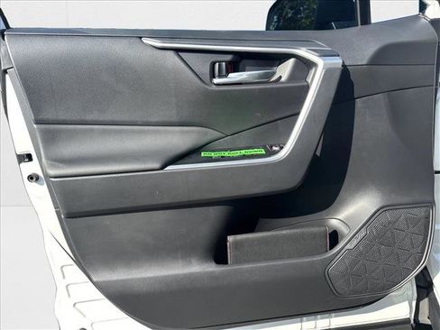 New 2025 Toyota RAV4 XLE image 10