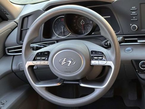 Used 2023 Hyundai Elantra SEL FWD image 22