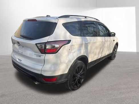 Used 2017 Ford Escape Titanium image 21