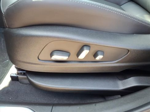 New 2025 Cadillac XT5 Premium Luxury w/ LPO, Floor Liner Package image 13