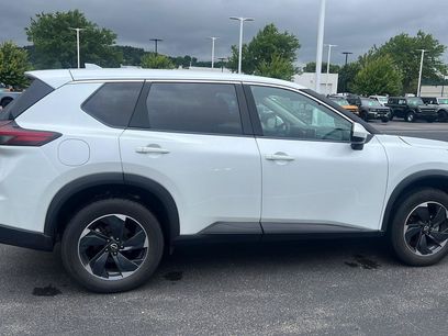 Used 2024 Nissan Rogue SV