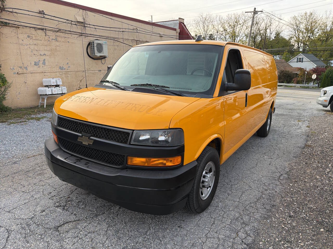Used 2018 Chevrolet Express 2500 Extended w/ Driver Convenience Package RWD image 1