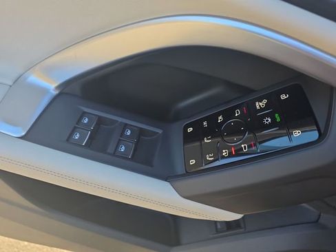 Used 2025 Audi Q5 Premium Plus image 42