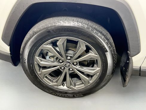 Used 2024 Toyota RAV4 Limited image 13