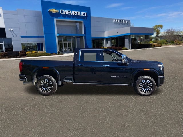 Used 2024 GMC Sierra 3500 Denali Ultimate AWD/4WD image 28