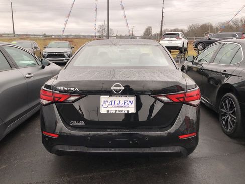 Used 2024 Nissan Sentra S image 9