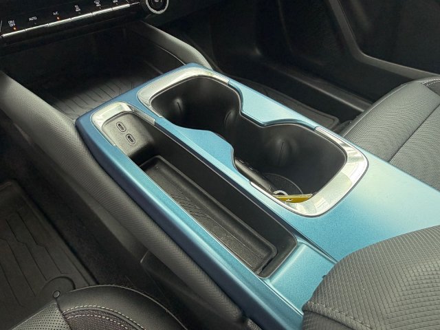 Used 2024 Chevrolet Equinox EV LT FWD image 14