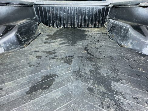 Used 2020 Toyota Tacoma SR image 31