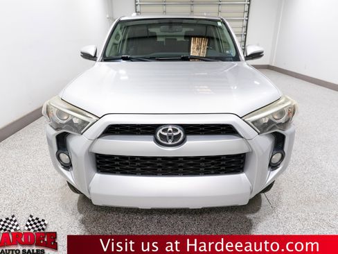 Used 2014 Toyota 4Runner SR5 Premium image 7